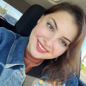 Meet your Posher, Sophia